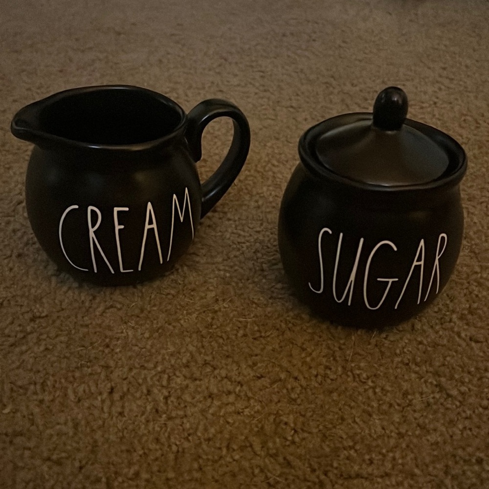 Rae Dunn Cream and Sugar Ceramic Set